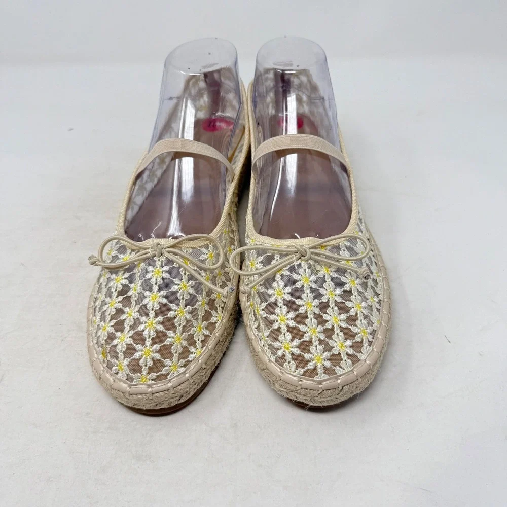 Madden Girl Espadrille Flats Beige 10 Floral Daisy Mesh Mary Jane Summer Boho
